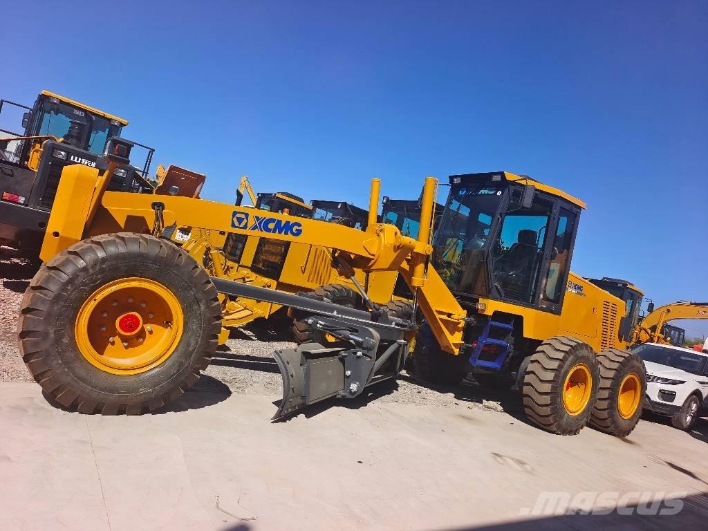 XCMG GR1803 معدات تمهيد الطرق
