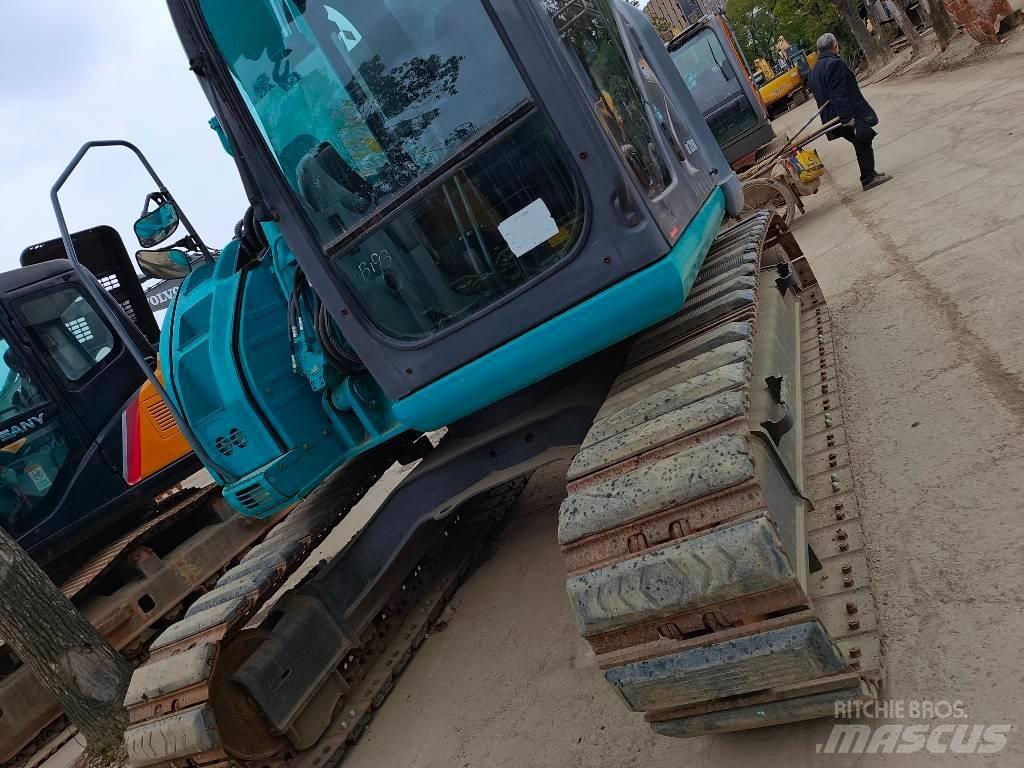 Kobelco SK 125 SR حفارات زحافة
