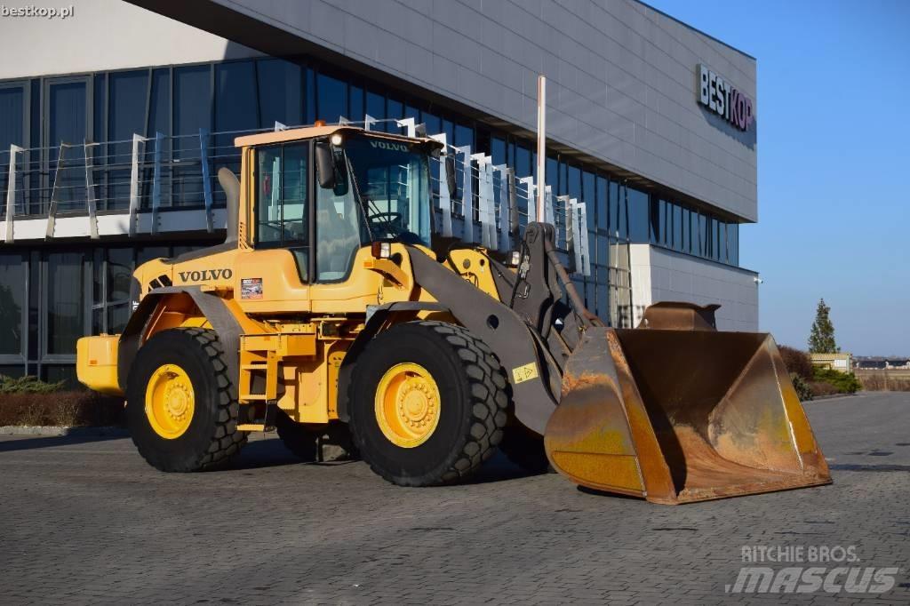 Volvo L 90 F لوادر بعجل