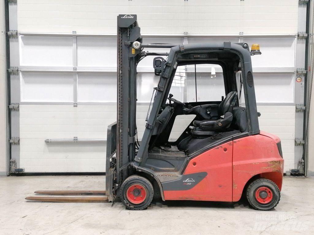 Linde H20D-01 شاحنات الديزل