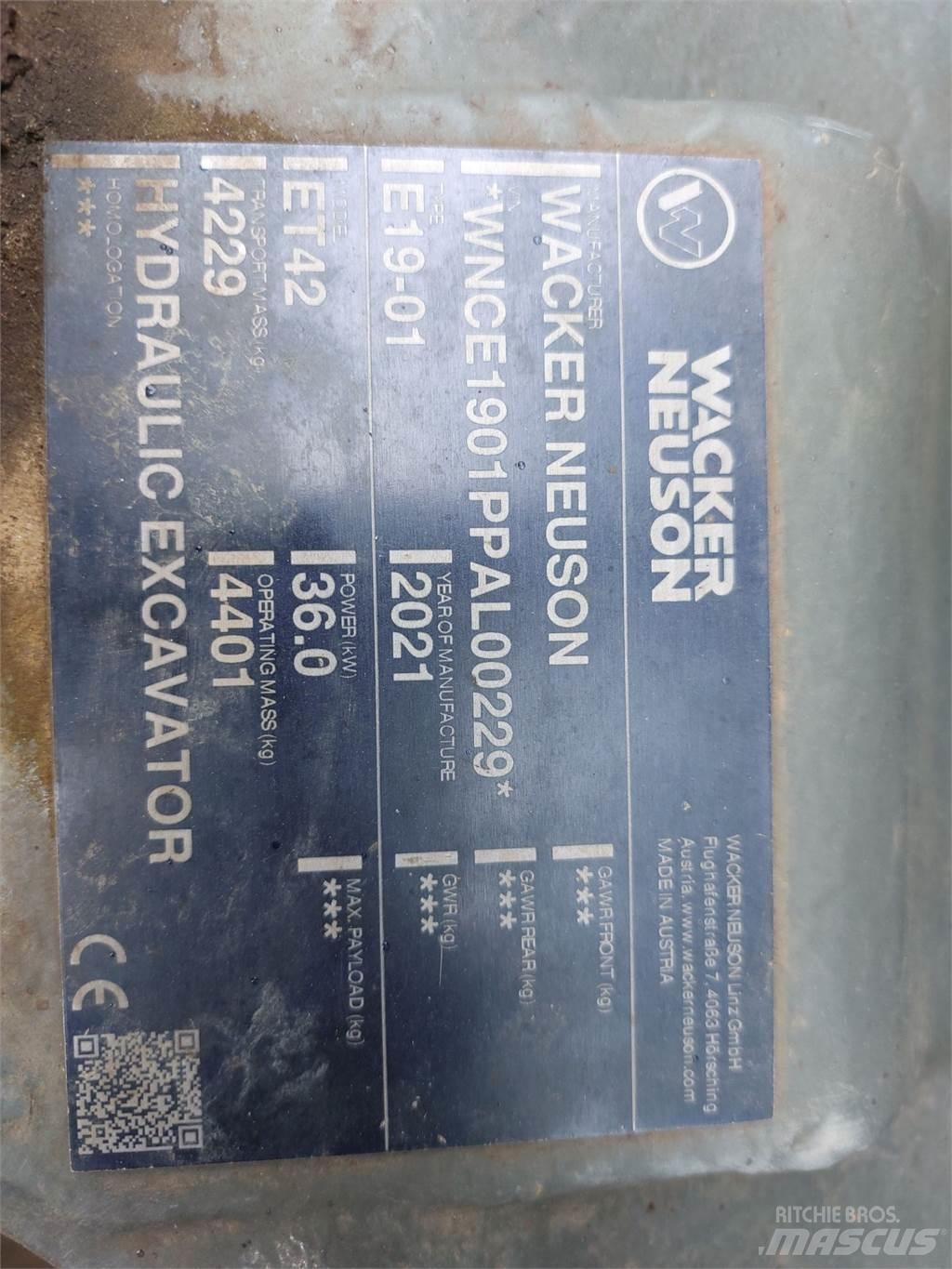 Wacker Neuson ET42 حفارات زحافة