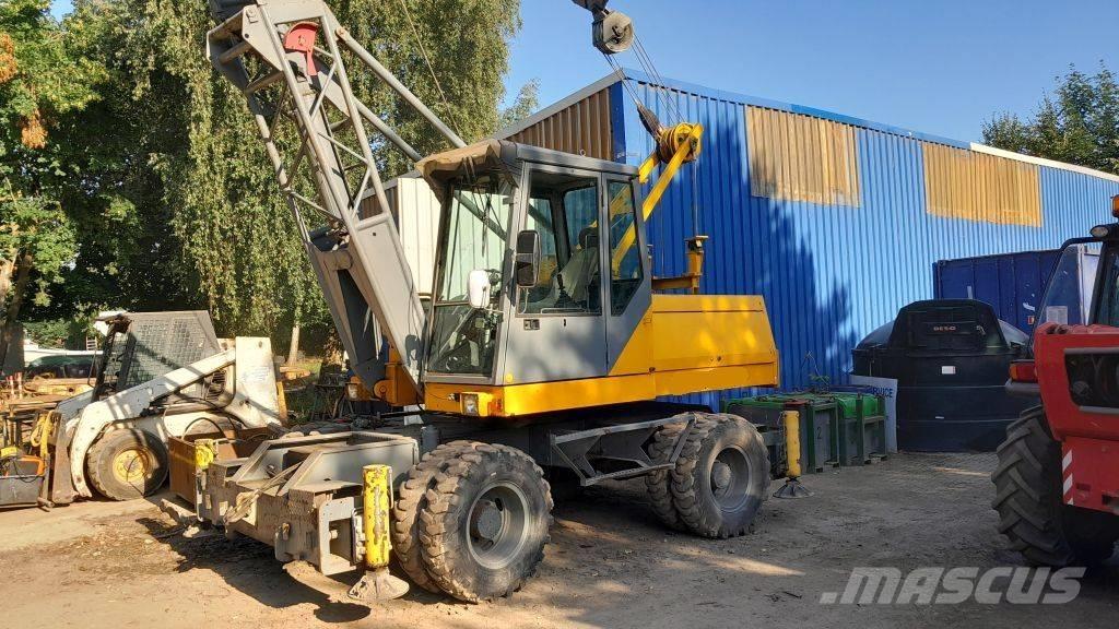 Sennebogen S612M رافعات الطرق الوعرة