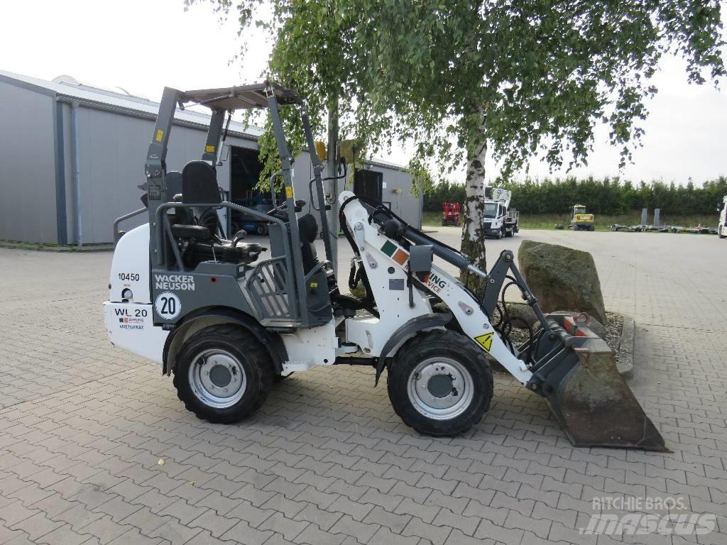 Wacker Neuson WL 20 لوادر بعجل