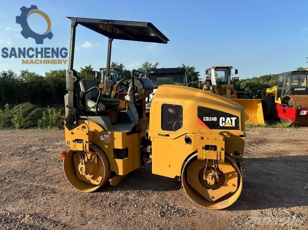 CAT CB 24 B مداحل ثنائية الاسطوانة