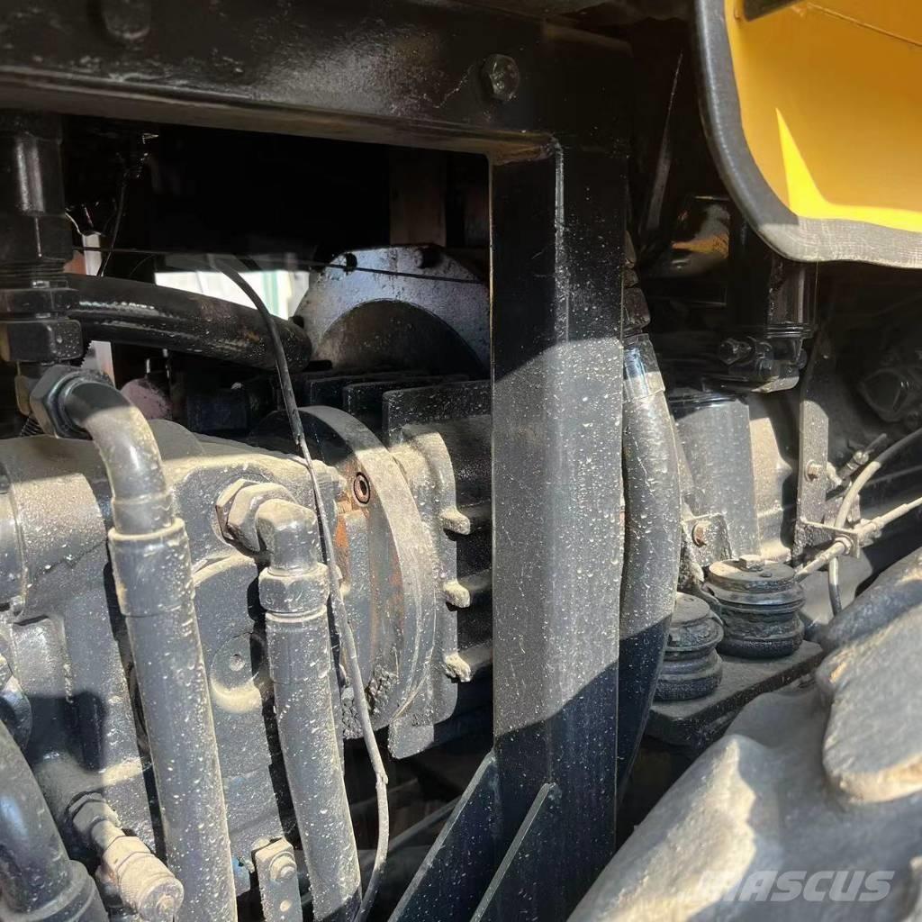 Dynapac CA 30 D مداحل أحادية الأسطوانة