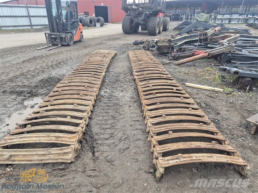Clark TXL 800x26.5 المسارات والسلاسل والهيكل السفلي