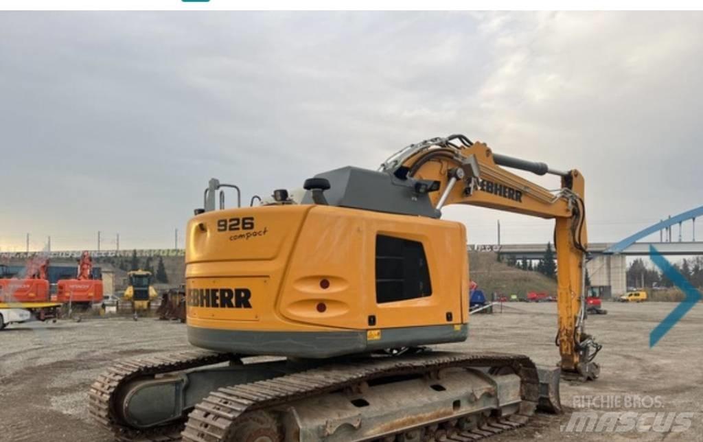 Liebherr R 926 KLC حفارات زحافة