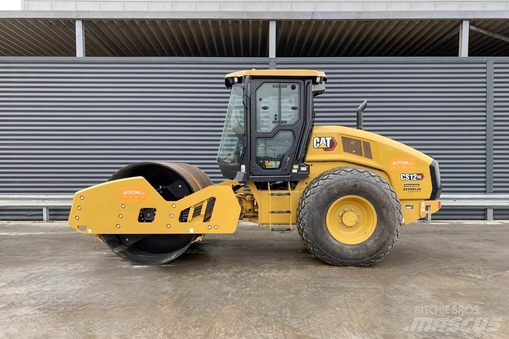 CAT CS-12 GC مداحل أحادية الأسطوانة