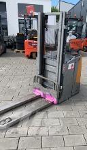 Still EXD-SF20 شاحنات مناولة ذاتية الدفع