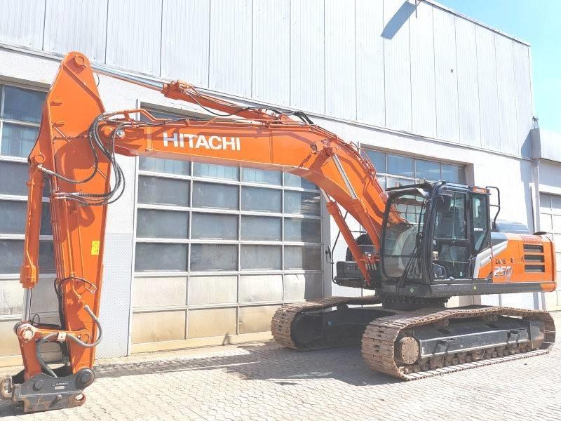 Hitachi ZX 250 LCN-7 حفارات زحافة