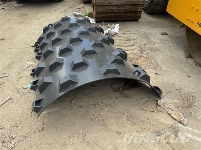 XCMG XS 223 J مداحل أحادية الأسطوانة