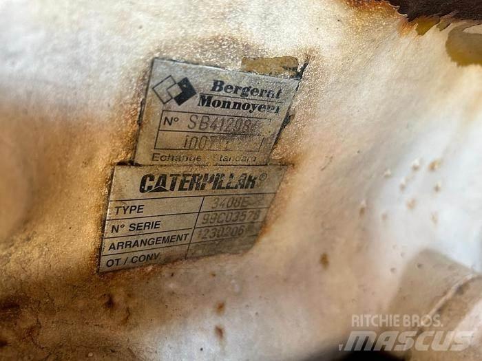CAT 771D عربات نقل قلابة للمواقع