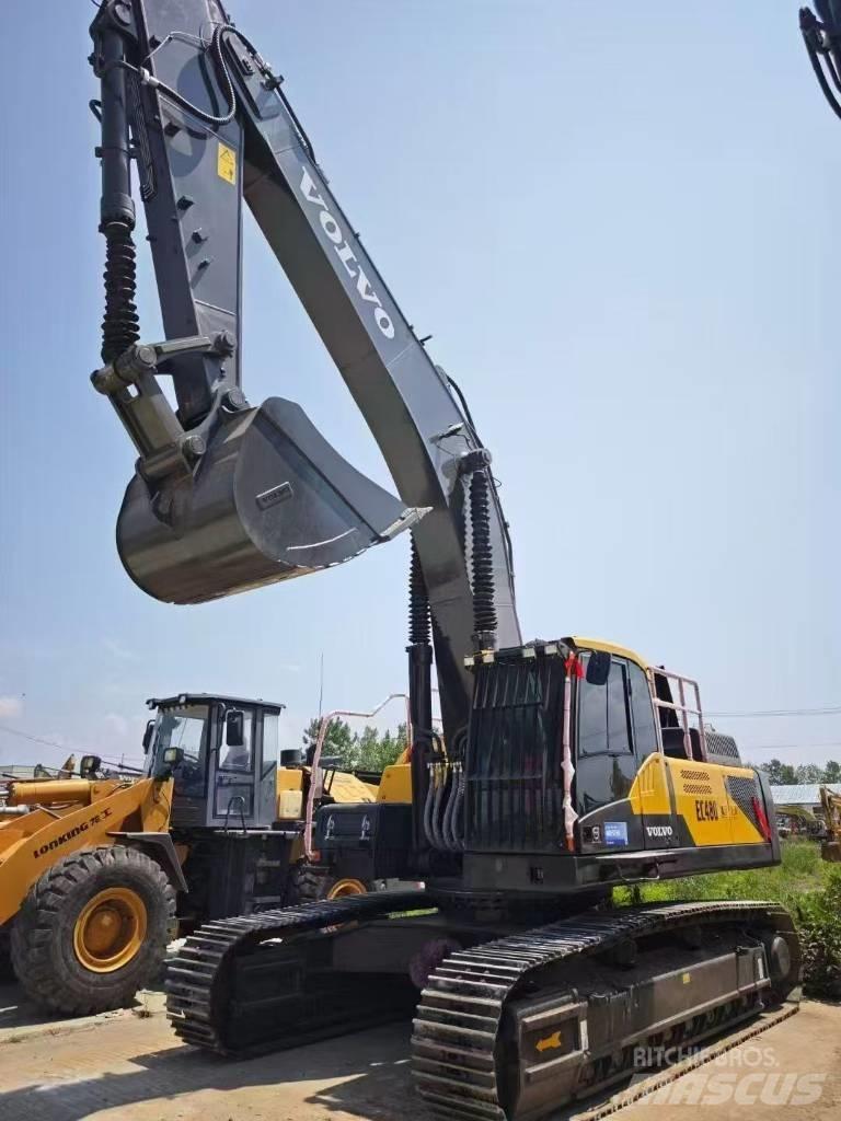 Volvo 480D حفارات زحافة