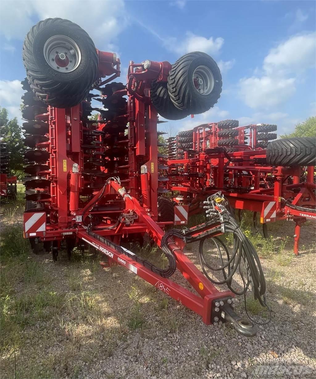 Horsch Joker 12 RT زحافات ساحقة