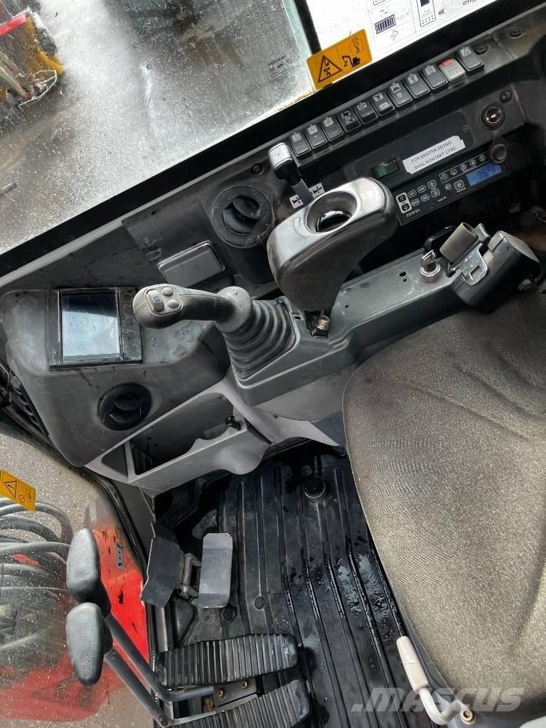 Takeuchi TB 230 حفارات صغيرة أقل من 7 طن (حفارات صغيرة)