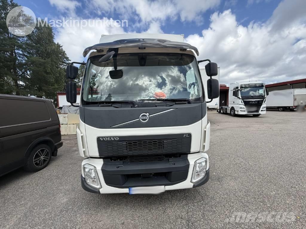 Volvo FL 210 شاحنات ذات هيكل صندوقي
