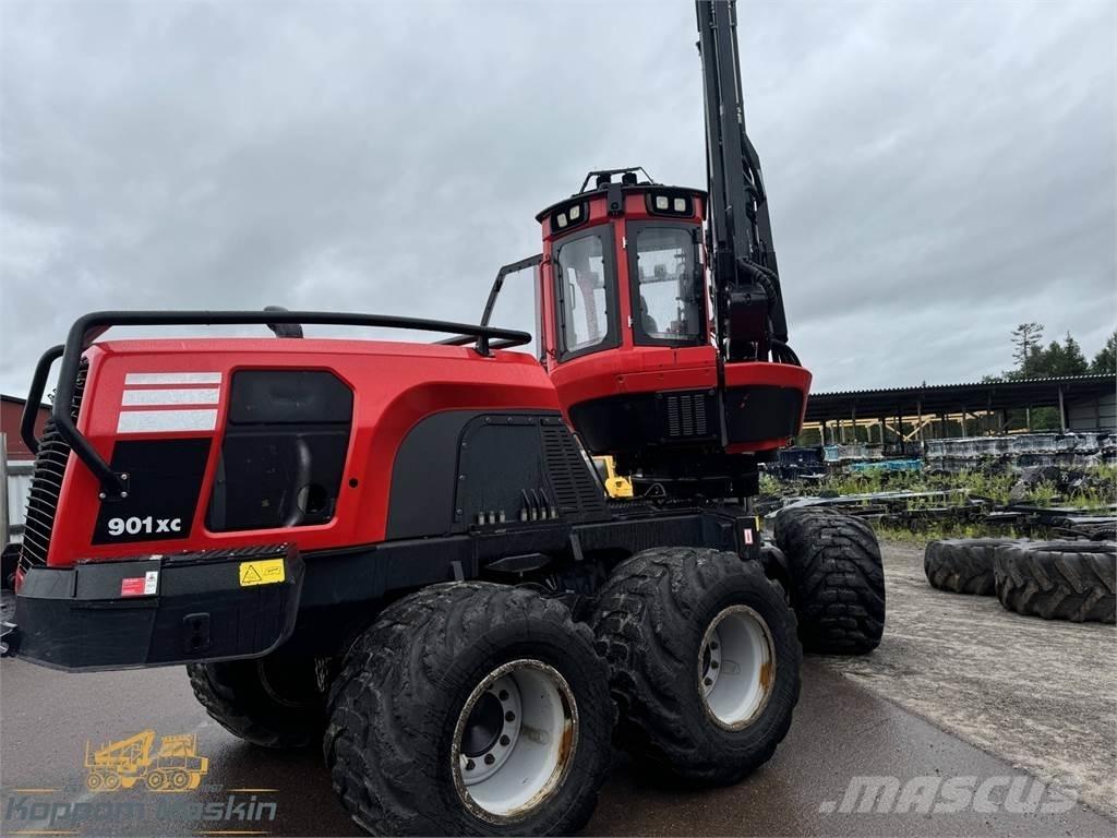 Komatsu 901XC حصادات
