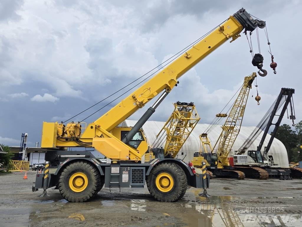Grove RT 765 E-2 رافعات الطرق الوعرة