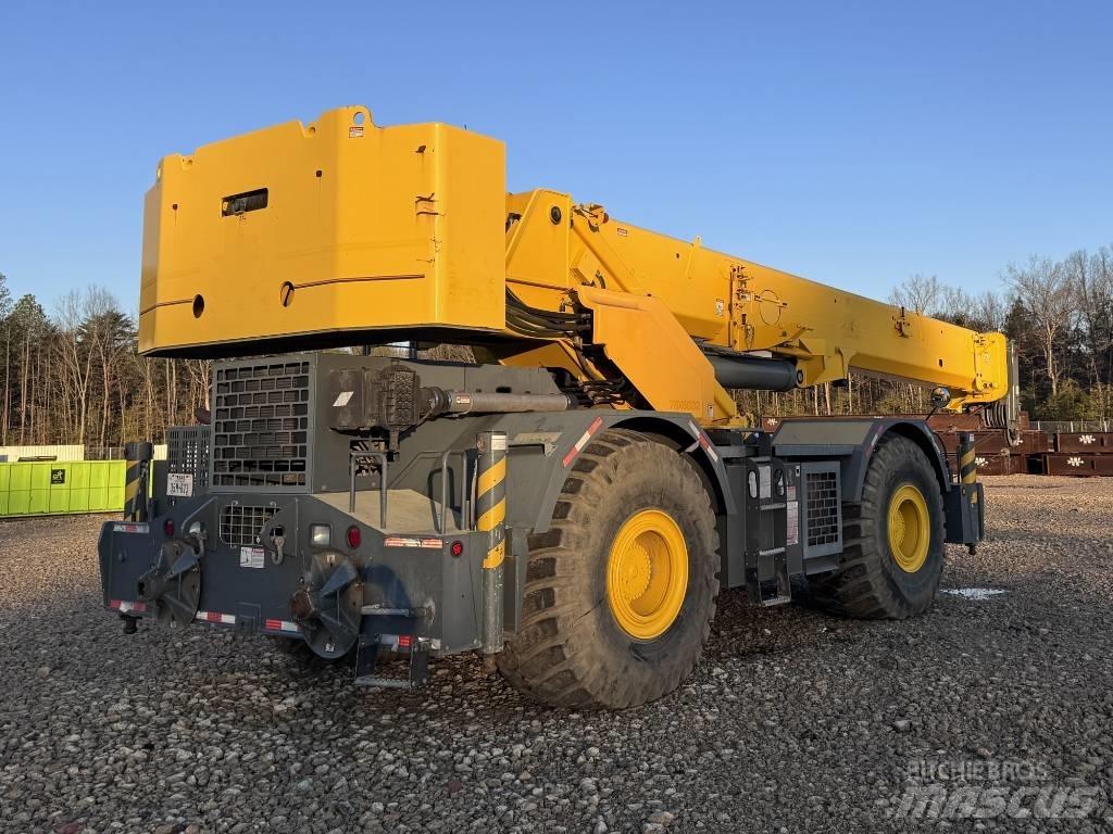 Grove RT 765 E-2 رافعات الطرق الوعرة