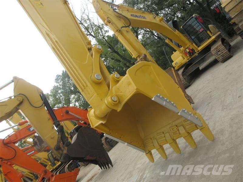 Komatsu PC 450 حفارات زحافة