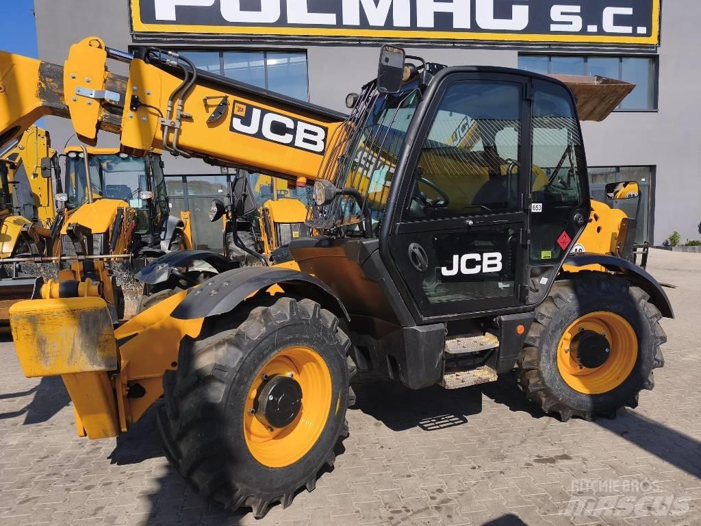 JCB 535-125 مناولات متداخلة