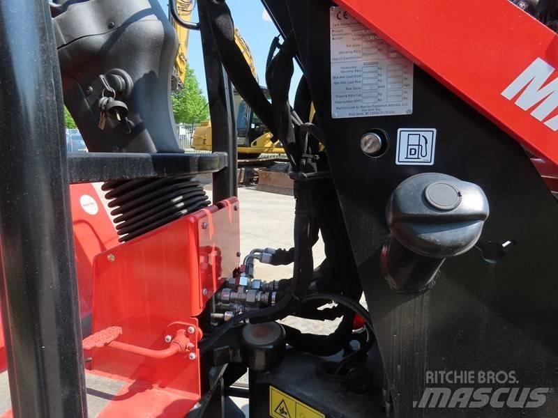 Manitou MLA 1-25 H لوادر صغيرة