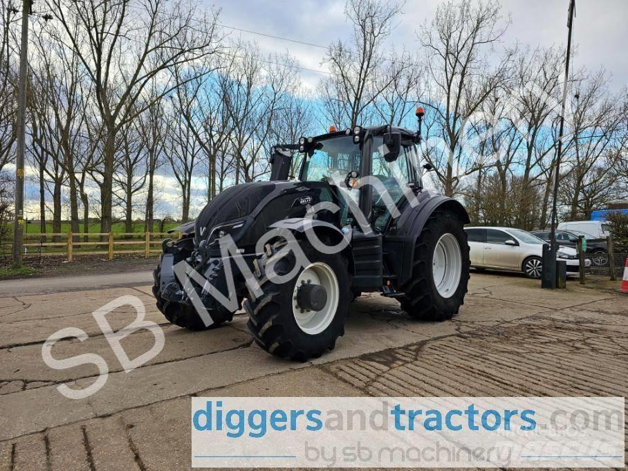 Valtra T 154 الجرارات