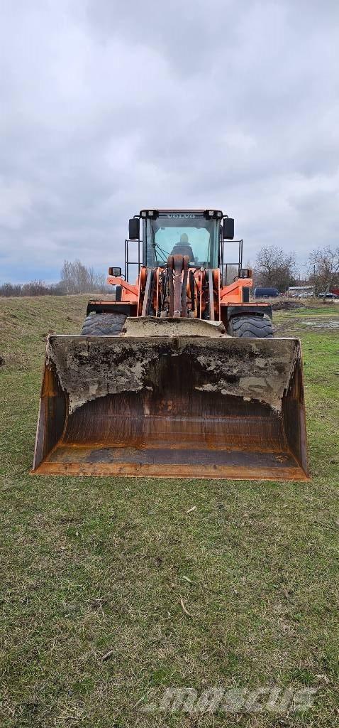 Volvo L150F لوادر بعجل