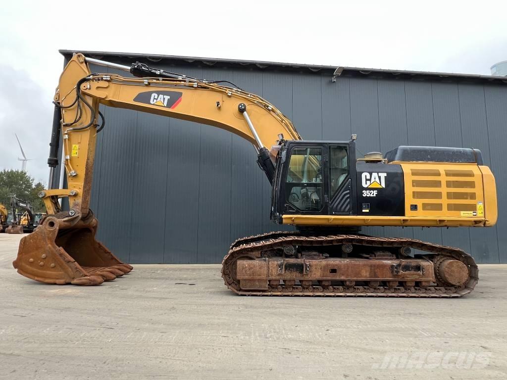 CAT 352F حفارات زحافة