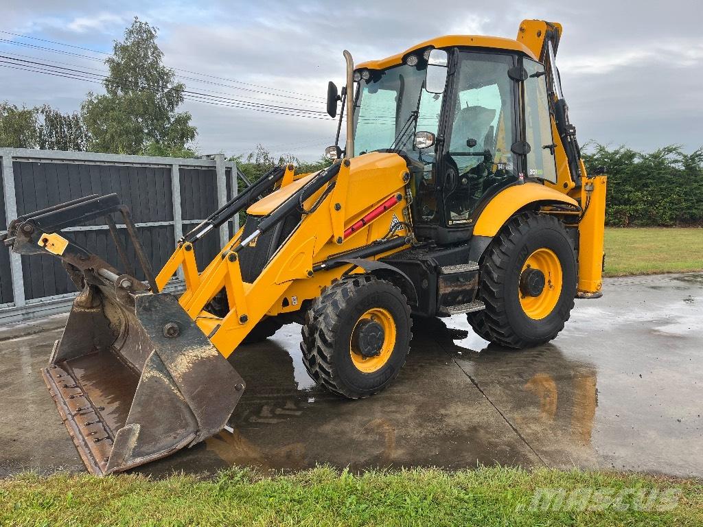JCB 3CX لوادر ذات جرافات عكسية