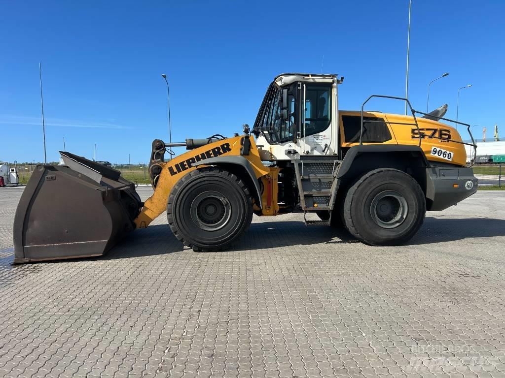 Liebherr L 576 لوادر بعجل