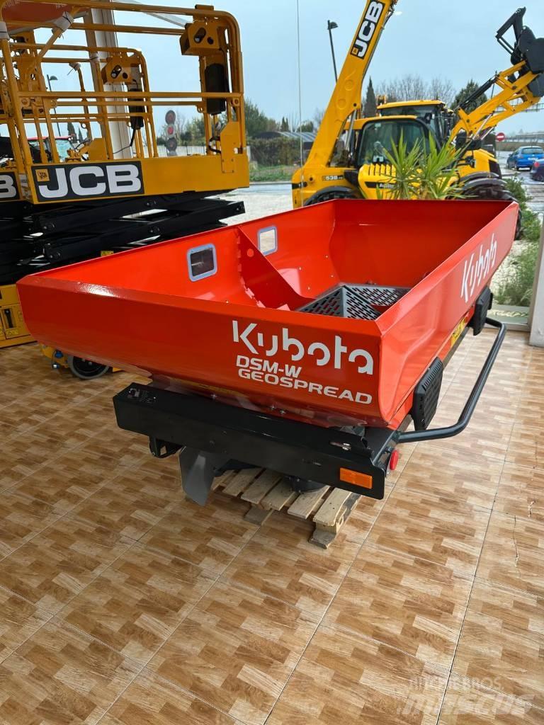 Kubota DSM-W 1300 معدات فرد المواد المعدنية