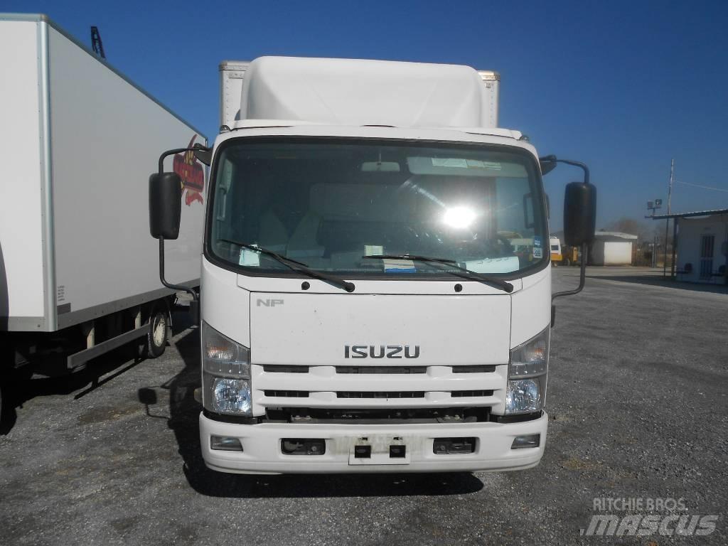 Isuzu NPR75 شاحنات ذات هيكل صندوقي