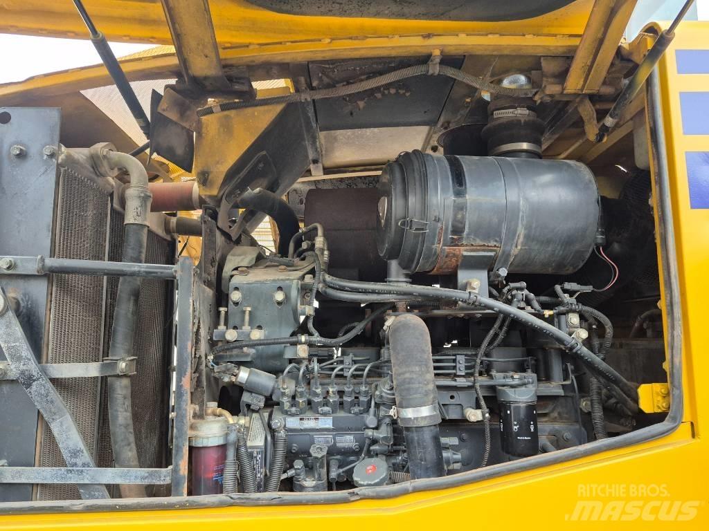 Komatsu WA 320-5 لوادر بعجل