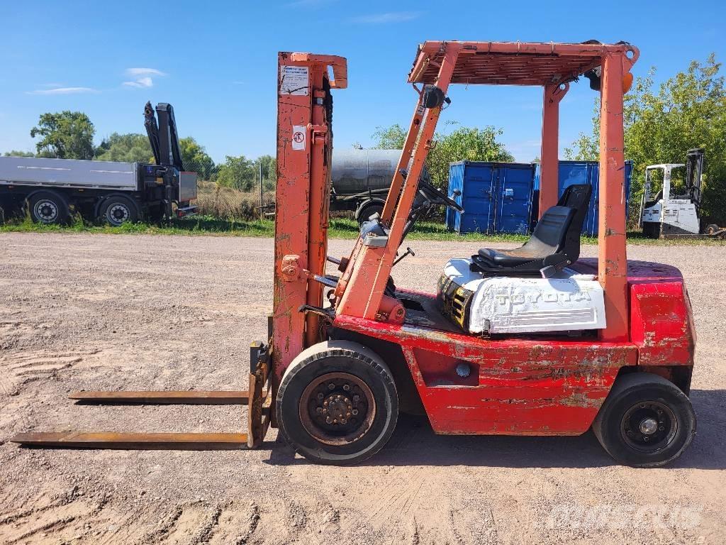 Toyota 02-3FD20 شاحنات الديزل