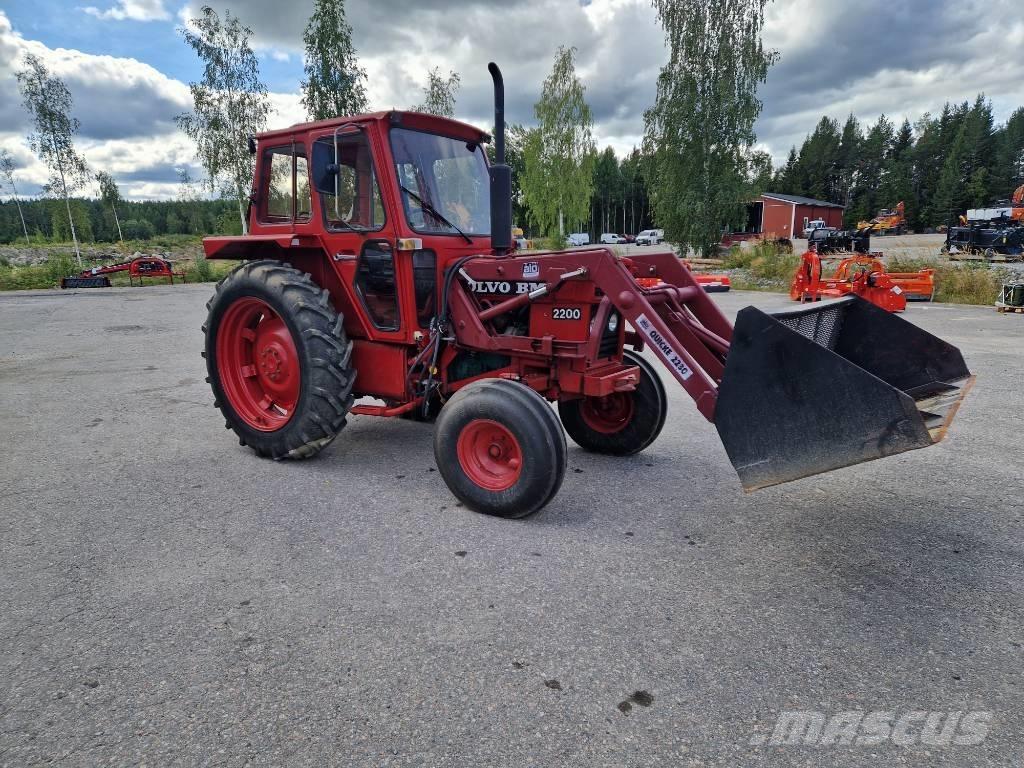 Volvo BM 2200 الجرارات