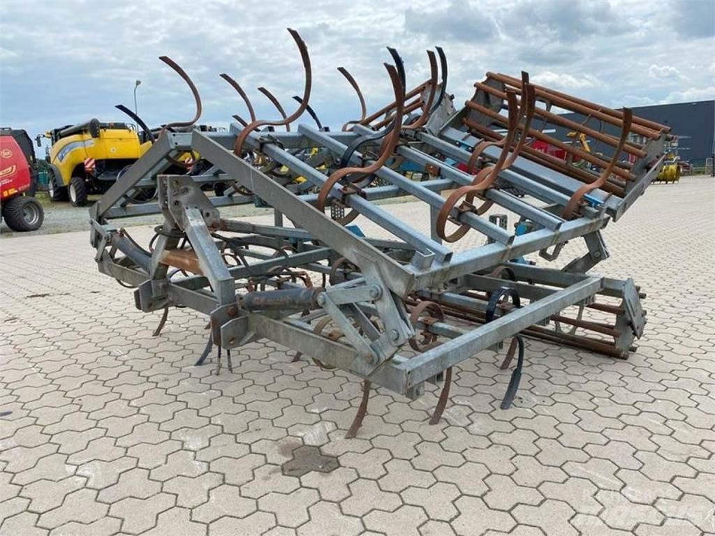  FEDERZINKENGRUBBER زراعات