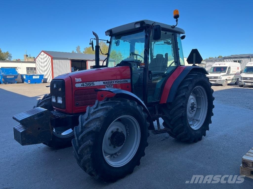 Massey Ferguson 4365 الجرارات