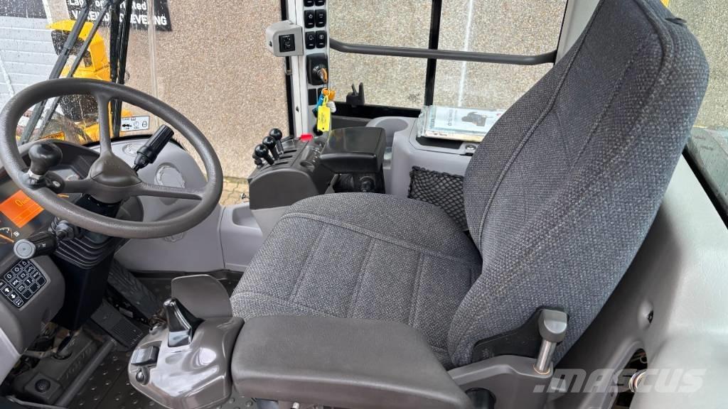 Volvo L 60 G لوادر بعجل