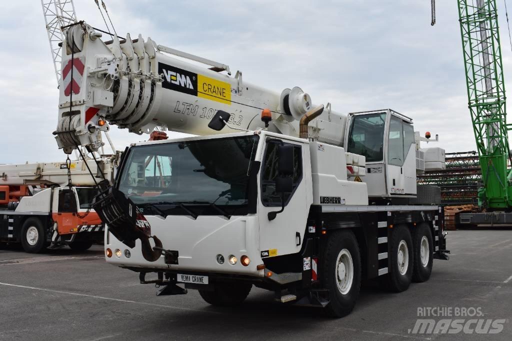 Liebherr LTM1055-3.2 رافعات صالحة لكل أنواع الطرق
