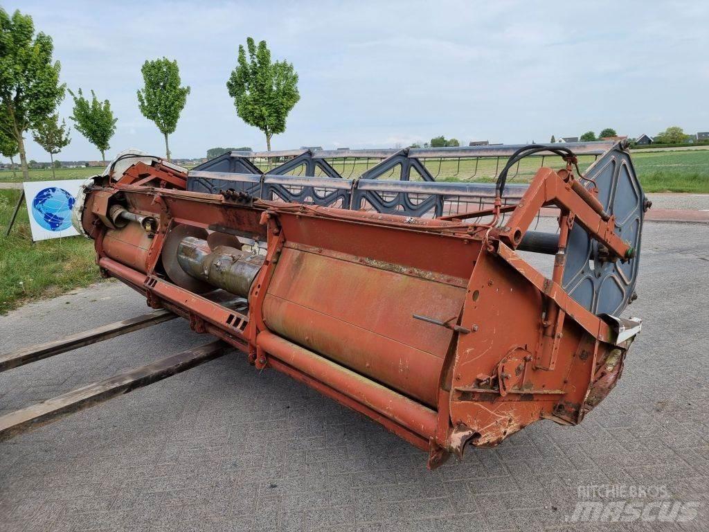 Laverda 3500 حصادات