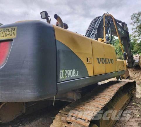 Volvo EC 290 BL حفارات زحافة