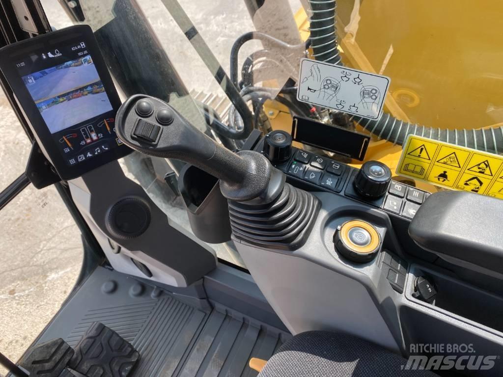 CAT 320 GC حفارات زحافة