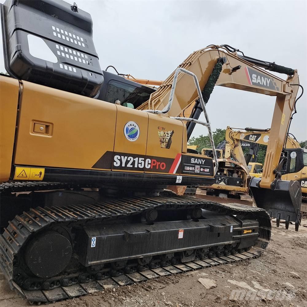 Sany SY 215 C حفارات زحافة