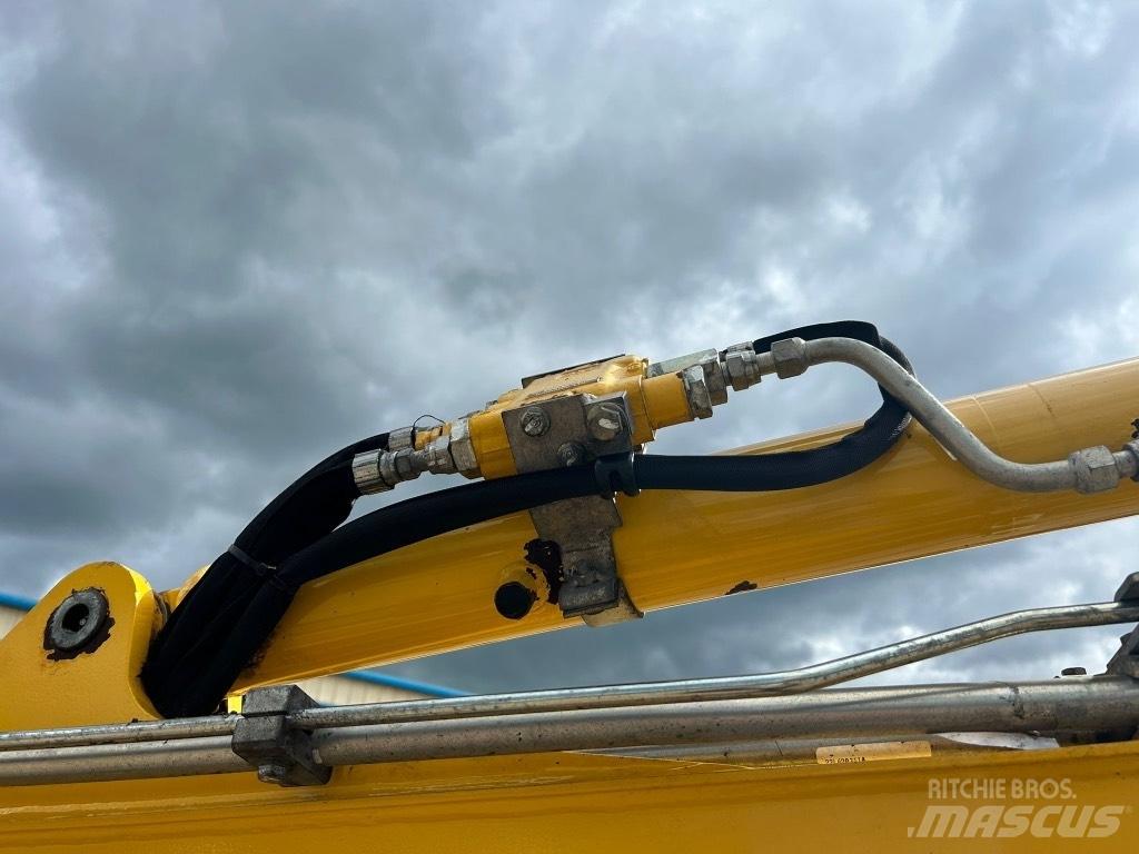 Komatsu PC30 MR-5 حفارات صغيرة أقل من 7 طن (حفارات صغيرة)