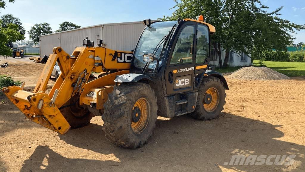 JCB 538-70 معدات مناولة لأغراض الزراعة