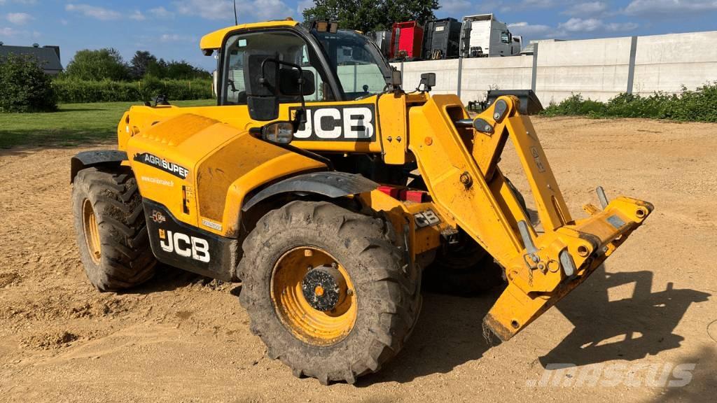 JCB 538-70 معدات مناولة لأغراض الزراعة