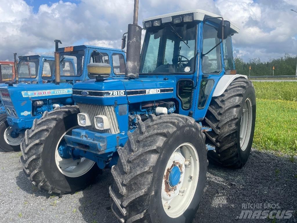 Ford 7810 II الجرارات