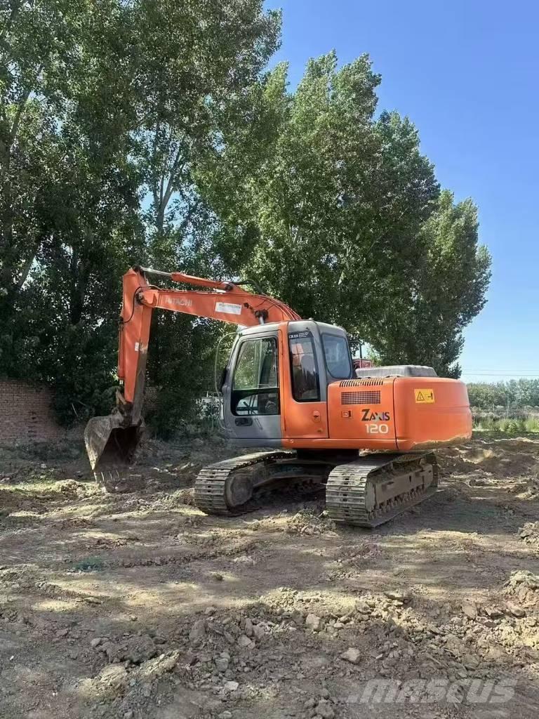Hitachi ZX 120 LC حفارات وسط 7 طن - 12 طن