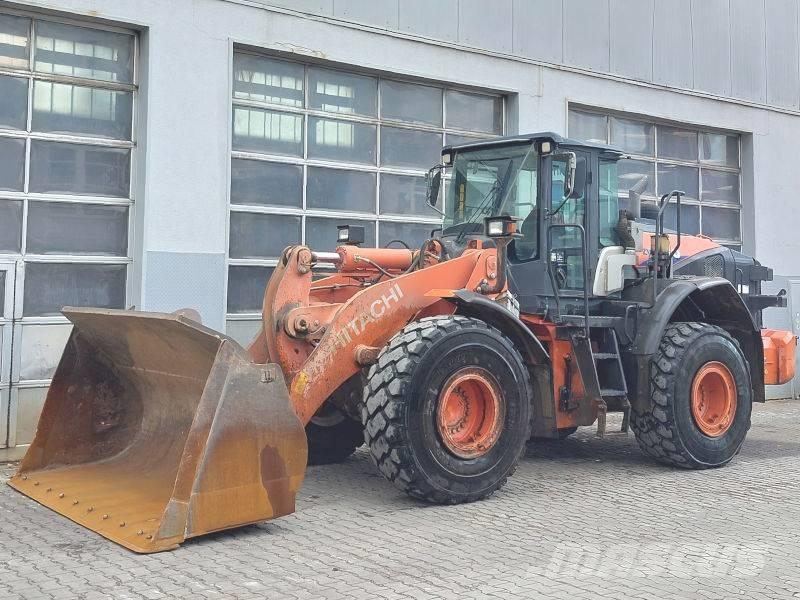 Hitachi ZW 250-6 لوادر بعجل